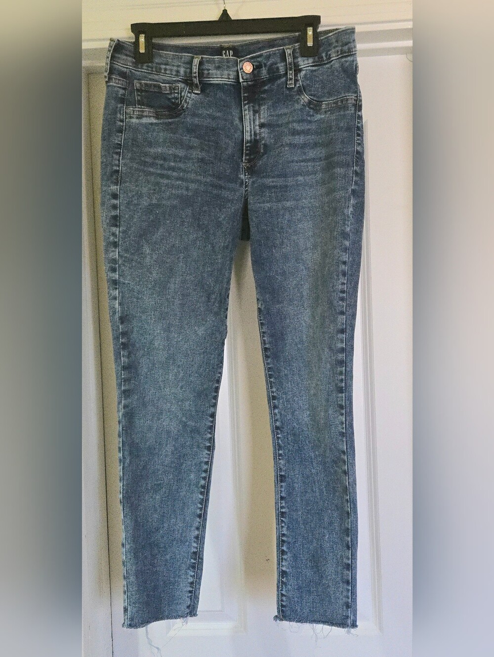 GAP Women's Favorite Jegging Acid Blue Wash Casual Frayed Raw Hem Size 32/14